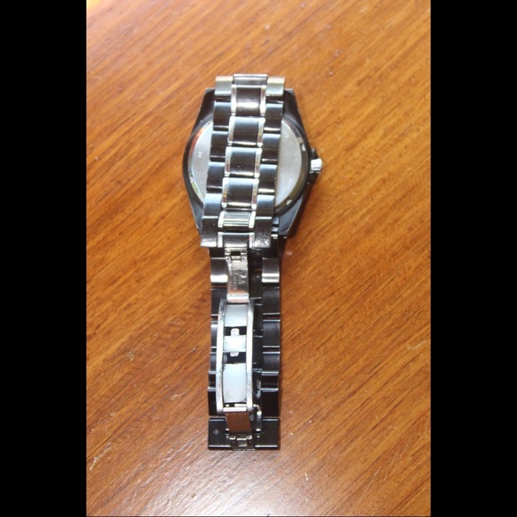 Bulova Watch - Picture 4 of 5